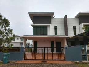 Casa Lily Residence Kotasas